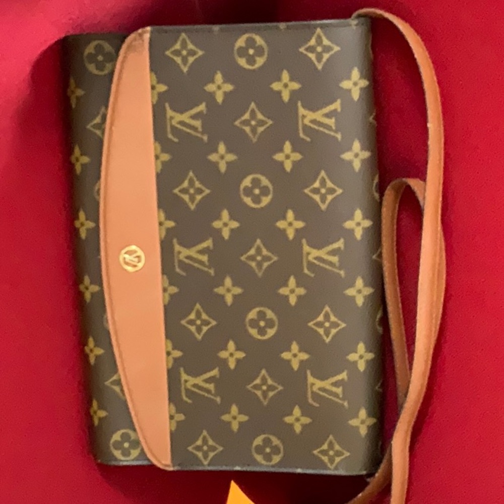 XSOLDXLouis Vuitton Shoulderbag #MI0916 🤎